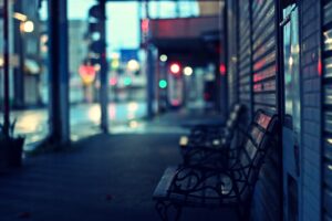 夜間の事故と車の重大な過失
