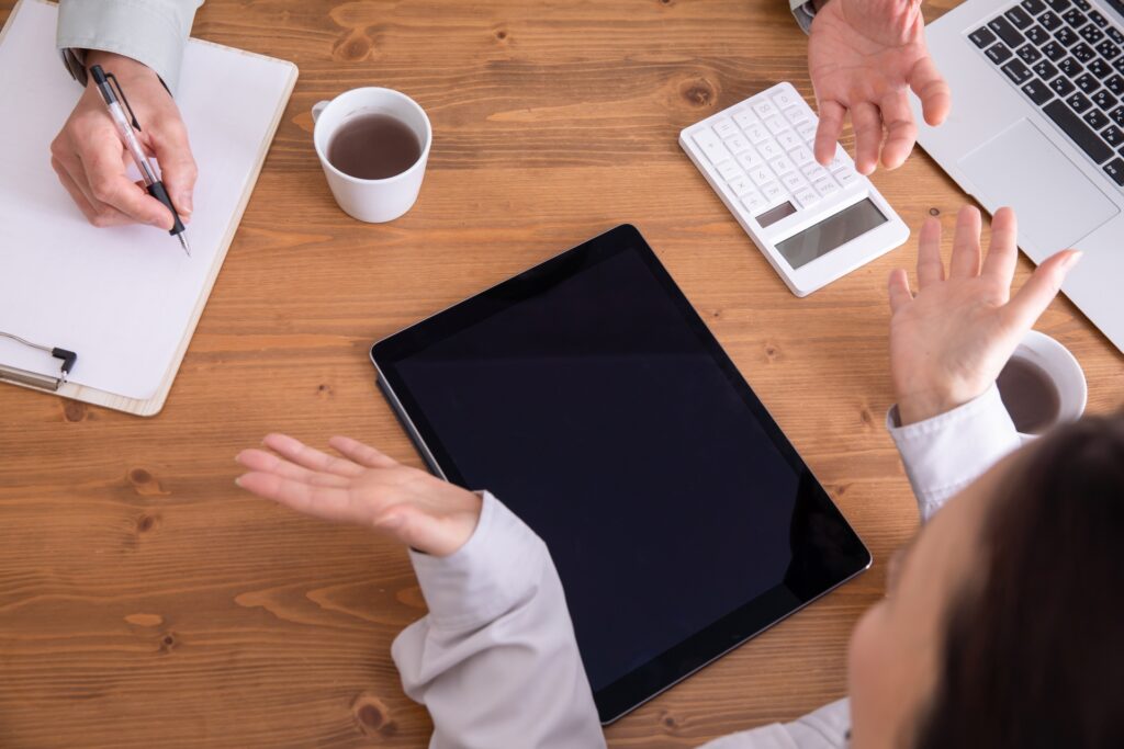 これって違法な退職勧奨？会社から退職勧奨を受けたときにどう動くべきかについて弁護士が解説