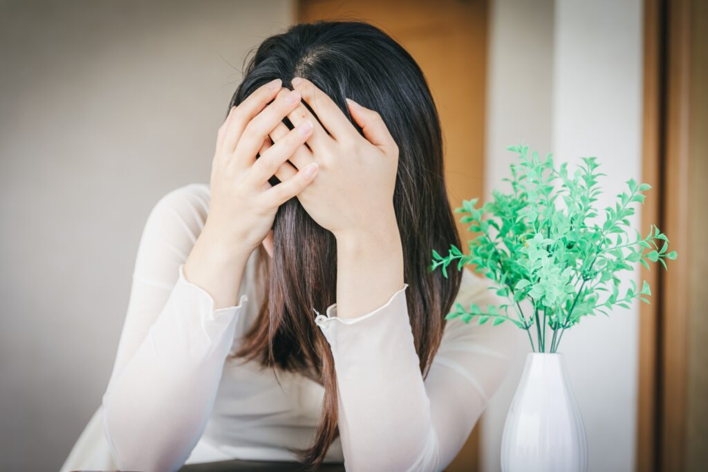 不倫をされた…許せない!配偶者や不倫相手に何ができる?