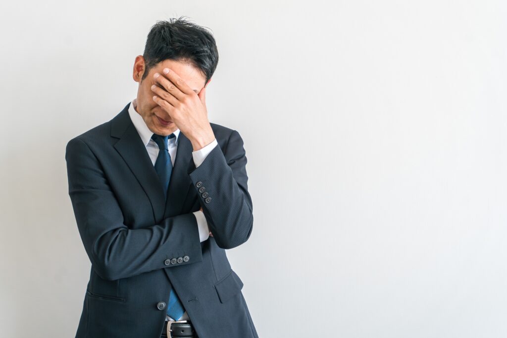 不倫相手の配偶者から「職場にバラす」と脅された・・! 懲戒解雇のリスクと弁護士を入れるメリットについて解説