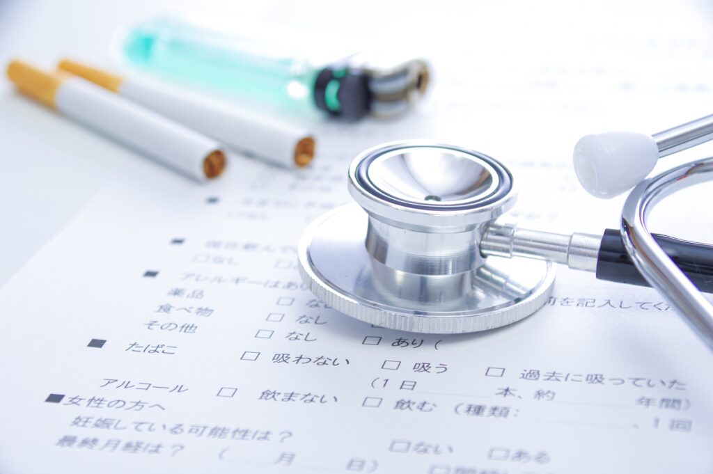 喫煙歴があってもアスベスト給付金・労災はもらえる?タバコと肺がんの関係を弁護士が解説